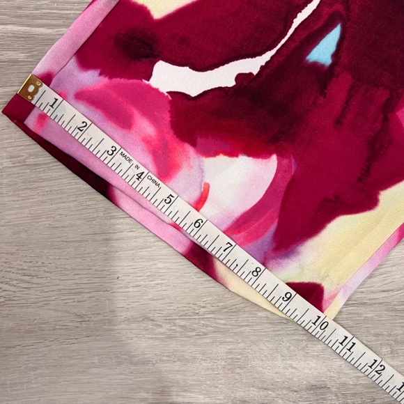 NWT ZARA Satin Feel Wide Leg Floral Pants Size Large - Picture 10 of 16